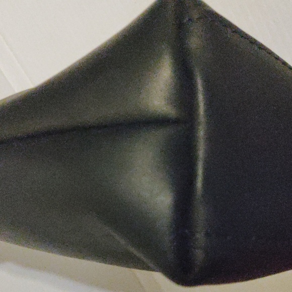 Black Portland Leather Goods Cosmetic Bag - Picture 5 of 9